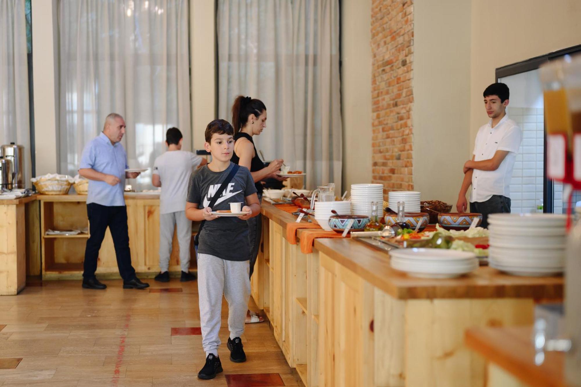 Apricot Aghveran Resort Экстерьер фото
